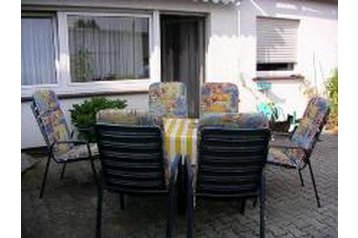 Alemania Privát Usingen, Exterior